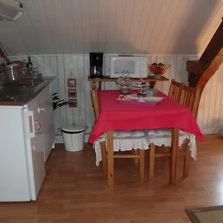 La Mansarde Oda ve Kahvaltı Honfleur
